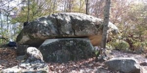 dolmen-ing